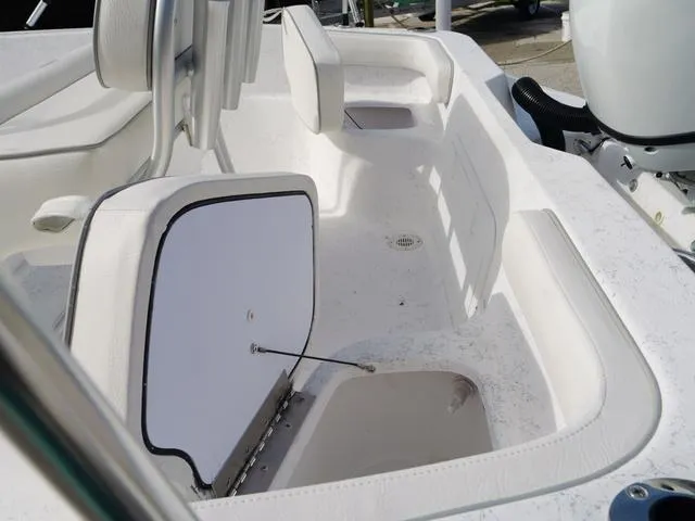 Slide: The Image of ALK 2 Powerboats 18CRS - GPS- STEREO - LEANING POST 2025 - 27