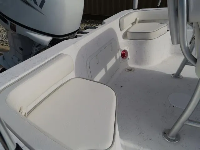 Slide: The Image of ALK 2 Powerboats 18CRS - GPS- STEREO - LEANING POST 2025 - 30