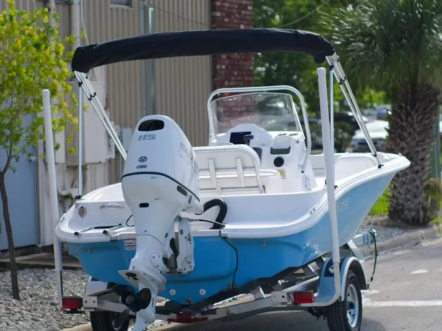 Slide: The Image of ALK 2 Powerboats 18CRS - GPS- STEREO - LEANING POST 2025 - 8