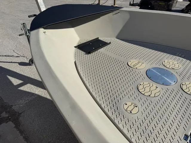 Slide: The Image of Hog Island SHALLOW WATER 16 SKIFF GRAY 2024 - 6