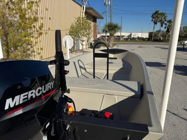 Slide: The Image of Hog Island SHALLOW WATER 16 SKIFF GRAY 2024 - 9