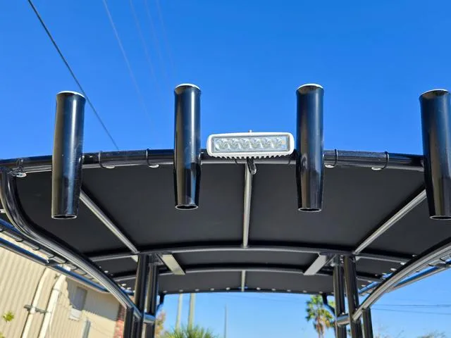 Slide: The Image of ALK 2 Powerboats 22CRX 2025 - 22