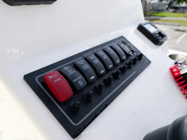 Slide: The Image of Bonita Little Snapper 171 2025 - 7