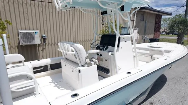 Slide: The Image of Sea Born FX25 LE 2025 - 25