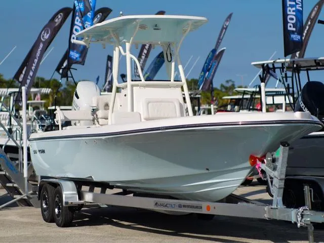 Slide: The Image of Sea Born FX25 LE 2025 - 28