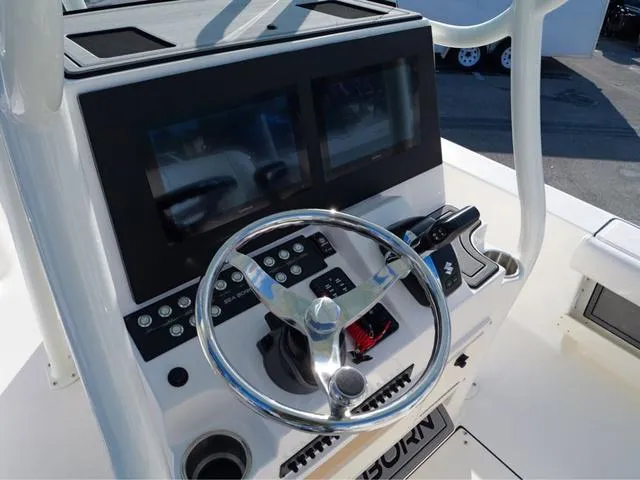 Slide: The Image of Sea Born FX25 LE 2025 - 29