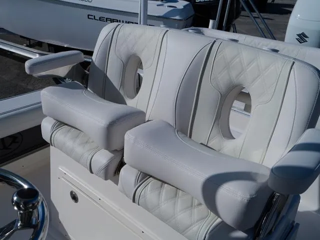 Slide: The Image of Sea Born FX25 LE 2025 - 53