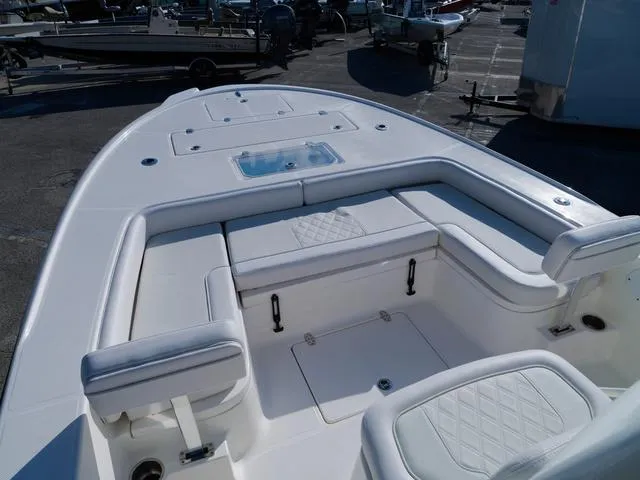 Slide: The Image of Sea Born FX25 LE 2025 - 62