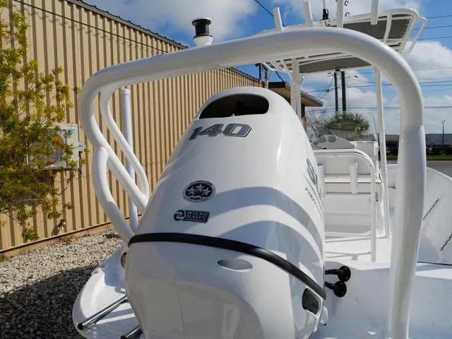 Slide: The Image of ALK 2 Powerboats 22CRS - GPS - STEREO 2025 - 13