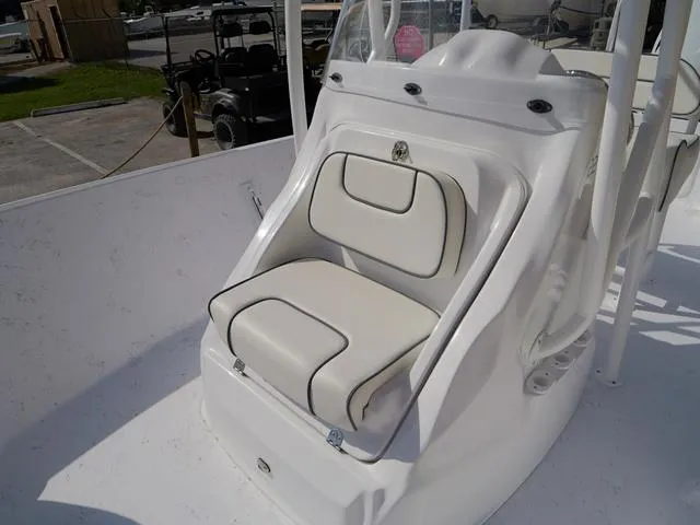 Slide: The Image of ALK 2 Powerboats 22CRS - GPS - STEREO 2025 - 25