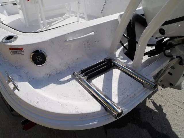 Slide: The Image of ALK 2 Powerboats 22CRS - GPS - STEREO 2025 - 39