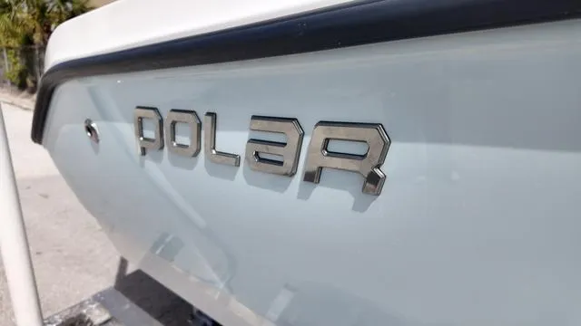 Slide: The Image of Polar 220 CC Simrad 9, Stereo, Ski Bar 2025 - 40