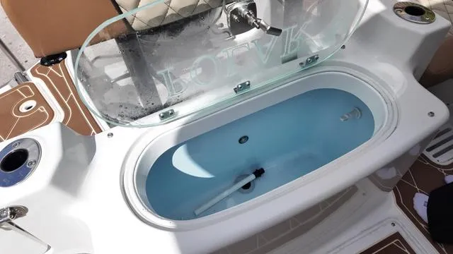 Slide: The Image of Polar 220 CC Simrad 9, Stereo, Ski Bar 2025 - 73