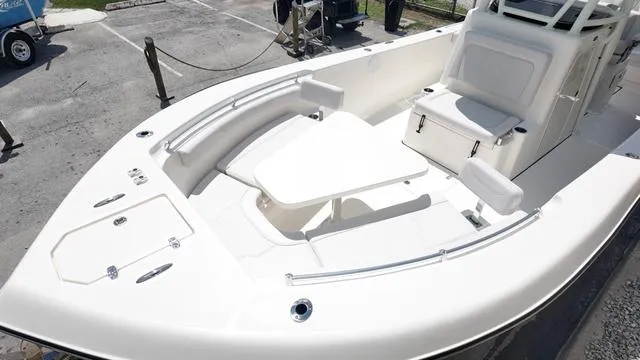 Slide: The Image of Sea Born LX26LE 2025 - 24