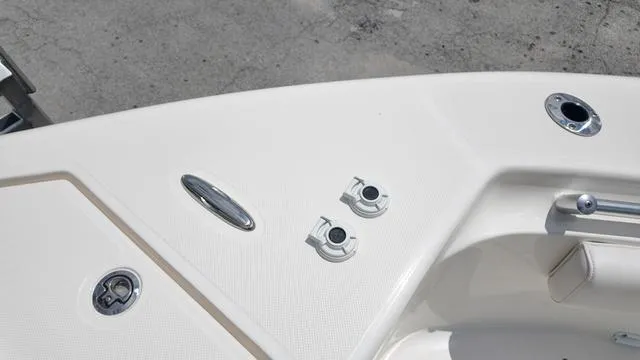 Slide: The Image of Sea Born LX26LE 2025 - 47