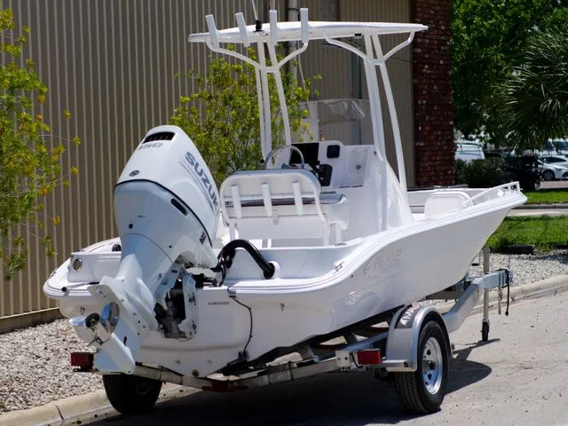 Slide: The Image of ALK 2 Powerboats 22CRX - Kicker Stereo - Simrad 9 2025 - 3