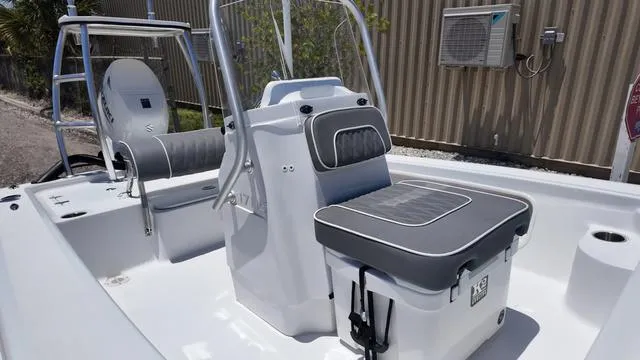 Slide: The Image of ALK 2 Powerboats 17HS 2025 - 3