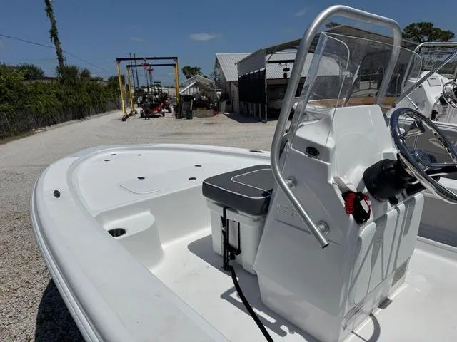 Slide: The Image of ALK 2 Powerboats 17HS 2025 - 33