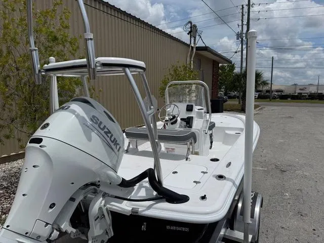 Slide: The Image of ALK 2 Powerboats 17HS 2025 - 43