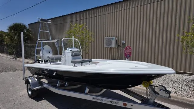 Slide: The Image of ALK 2 Powerboats 17HS 2025 - 5