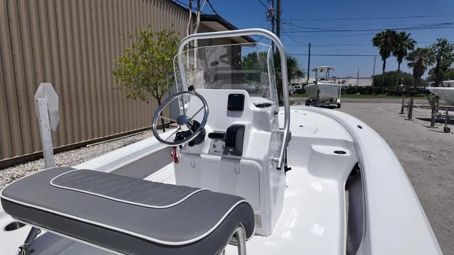 Slide: The Image of ALK 2 Powerboats 17HS 2025 - 8