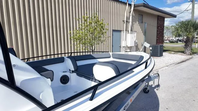 Slide: The Image of ALK 2 Powerboats 23CRX 2025 - 13