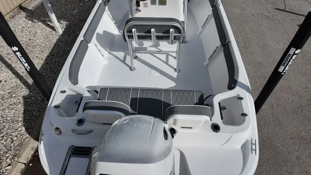 Slide: The Image of ALK 2 Powerboats 23CRX 2025 - 18