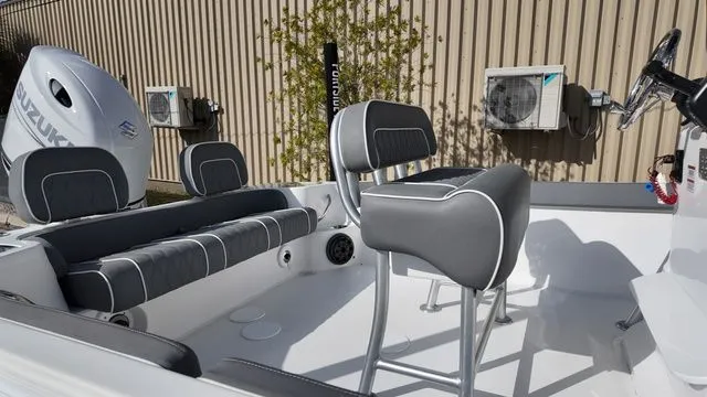 Slide: The Image of ALK 2 Powerboats 23CRX 2025 - 20