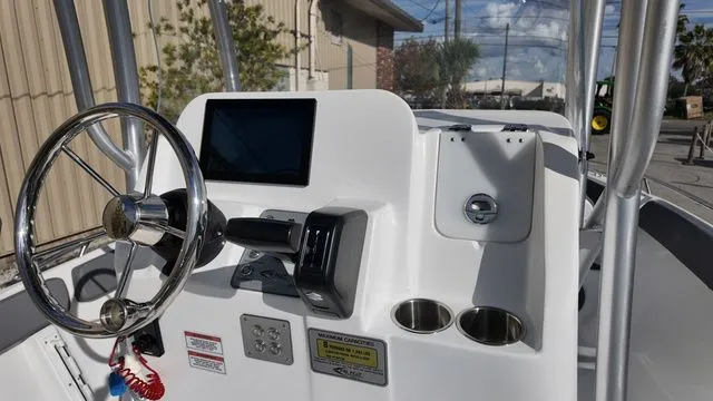 Slide: The Image of ALK 2 Powerboats 23CRX 2025 - 25