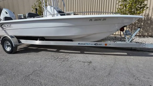 Slide: The Image of ALK 2 Powerboats 23CRX 2025 - 38