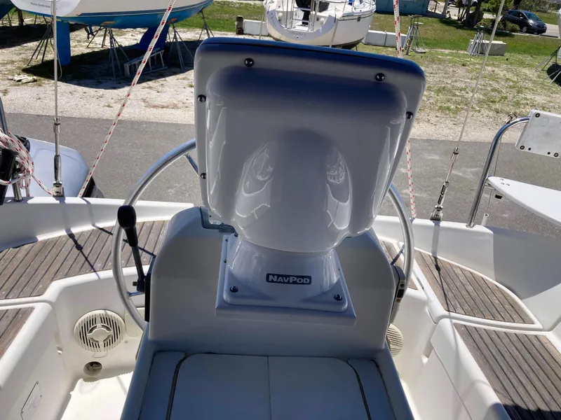 Slide: The Image of Cockpit view of 1993 Beneteau Oceanis 370 sailboat with NavPod system. - 8