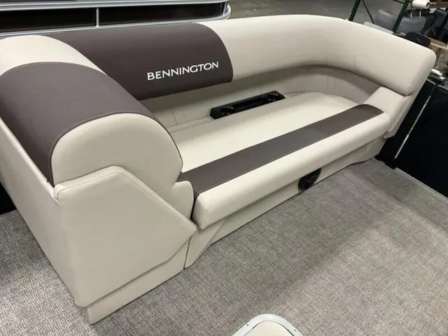 Slide: The Image of Bennington 23 SL 2025 - 14