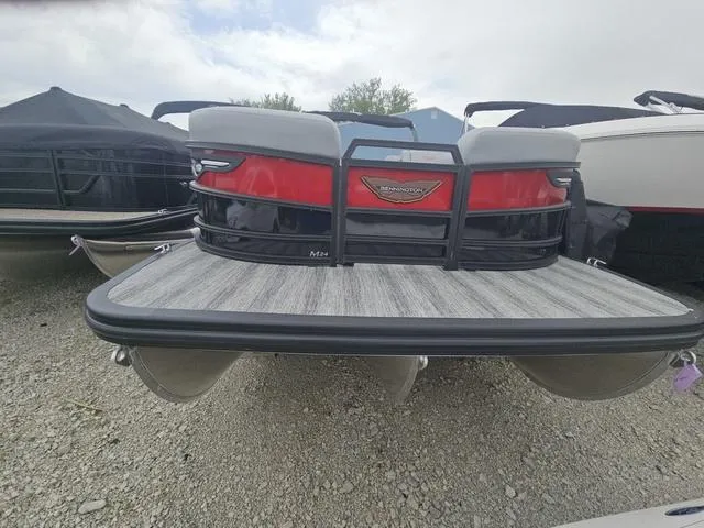 Slide: The Image of Bennington 24MLSE 2025 - 10