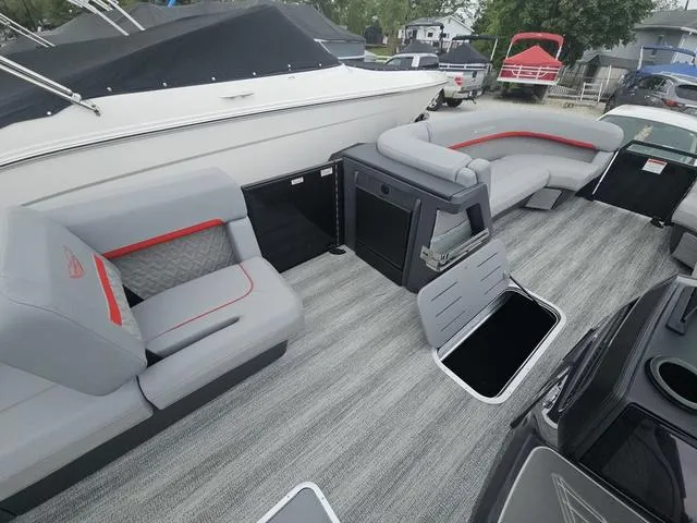 Slide: The Image of Bennington 24MLSE 2025 - 8