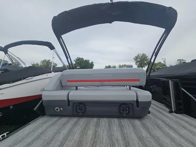 Slide: The Image of Bennington 24MLSE 2025 - 9