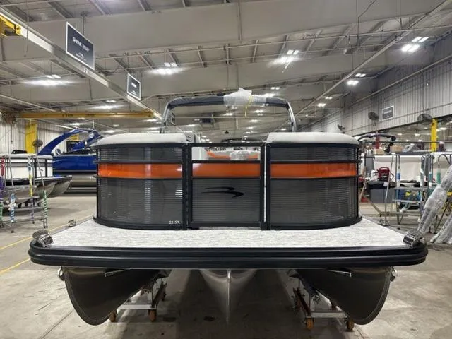 Slide: The Image of Bennington SX Swingback 22 SXSB 2025 - 3