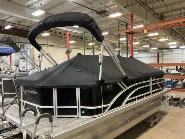 Slide: The Image of Bennington S L-Bench 20 SL 2025 - 13