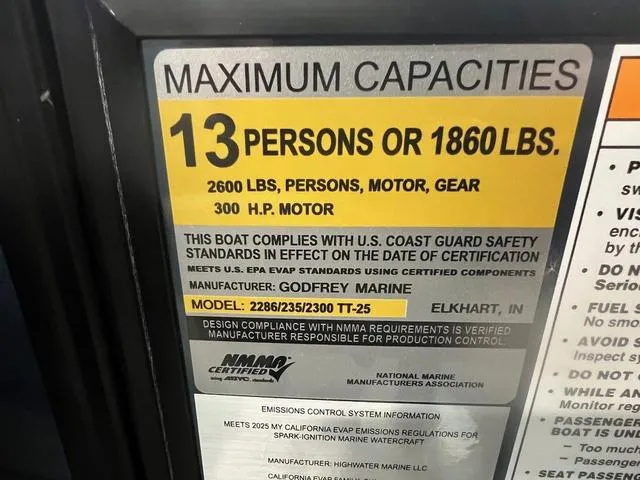 Slide: The Image of Godfrey Sweetwater 2286 SB Impact 27 in. Center Tube Packa 2025 - 18