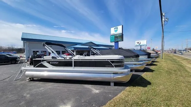 The Image of Godfrey Sweetwater 2486 C Sport Tube 27 in. Package 2025 - 1