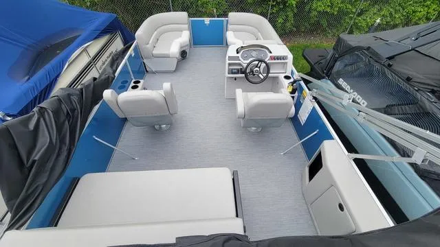 Slide: The Image of Godfrey Xperience 2086 SFLX 2025 - 3