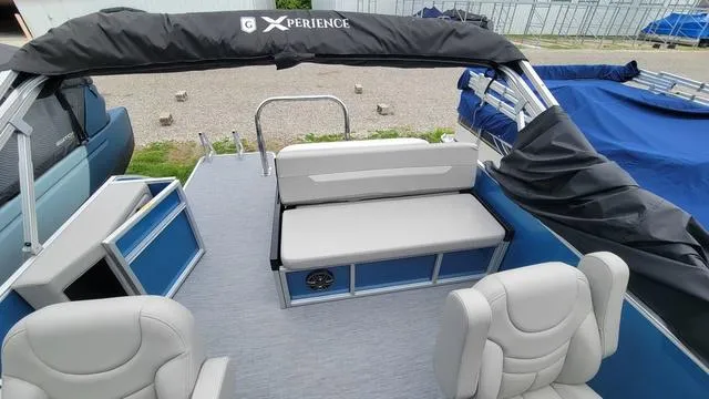 Slide: The Image of Godfrey Xperience 2086 SFLX 2025 - 4