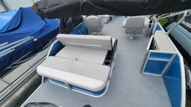 Slide: The Image of Godfrey Xperience 2086 SFLX 2025 - 7