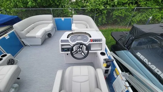 Slide: The Image of Godfrey Xperience 2086 SFLX 2025 - 8