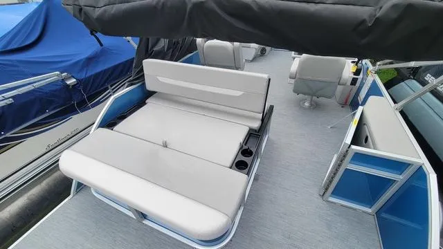 Slide: The Image of Godfrey Xperience 2086 SFLX 2025 - 9