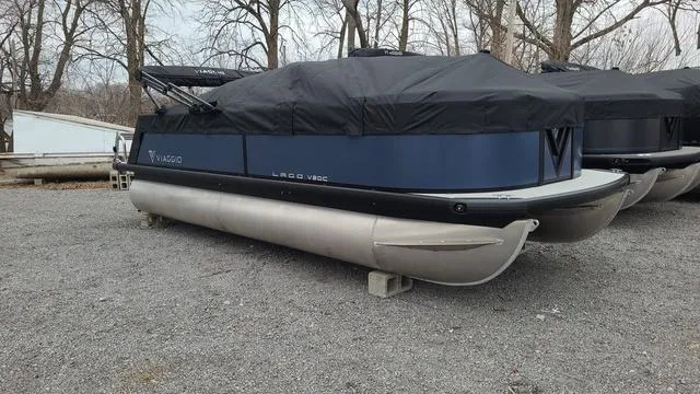 Slide: The Image of Viaggio LAGO V20C Bi-Toon 2025 - 12