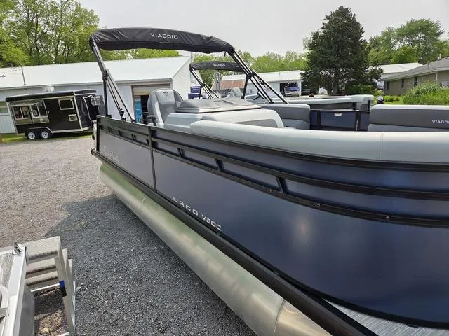 Slide: The Image of Viaggio LAGO V20C Bi-Toon 2025 - 2