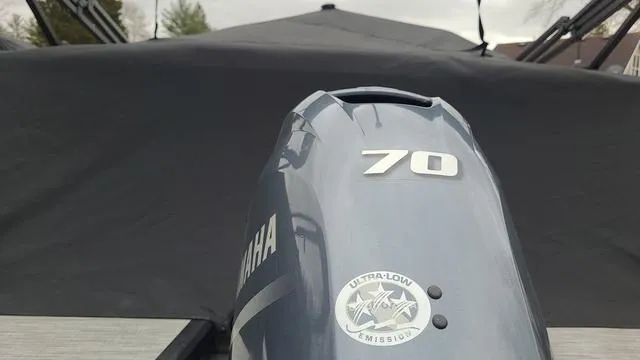 Slide: The Image of Viaggio LAGO V20C Bi-Toon 2025 - 3