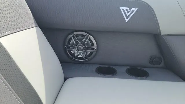 Slide: The Image of Viaggio LAGO X 20U Bi-Toon (25" Tubes) 2025 - 12