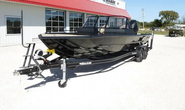 Slide: The Image of SeaArk Protege 240 2025 - 3