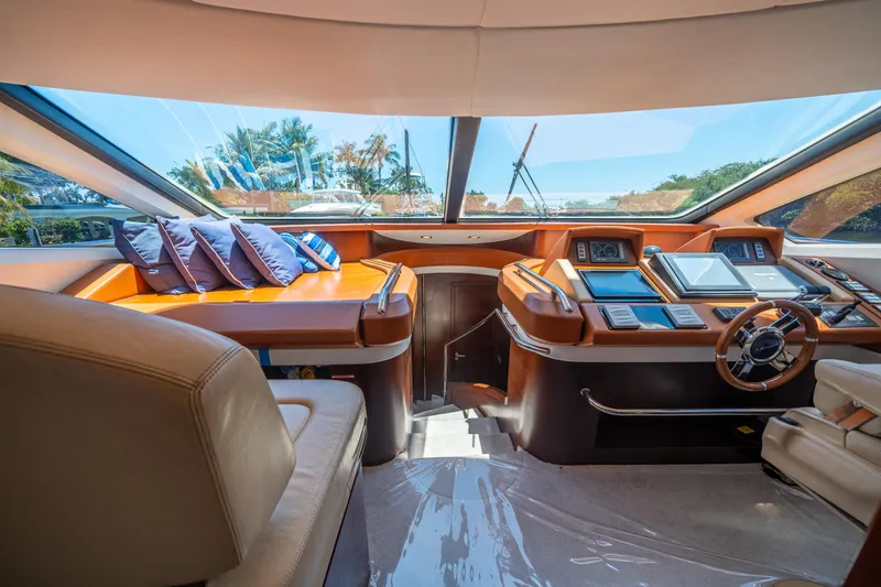 Slide: The Image of Luxurious interior of 2010 Azimut 75 Fly yacht with modern helm and seating. - 30